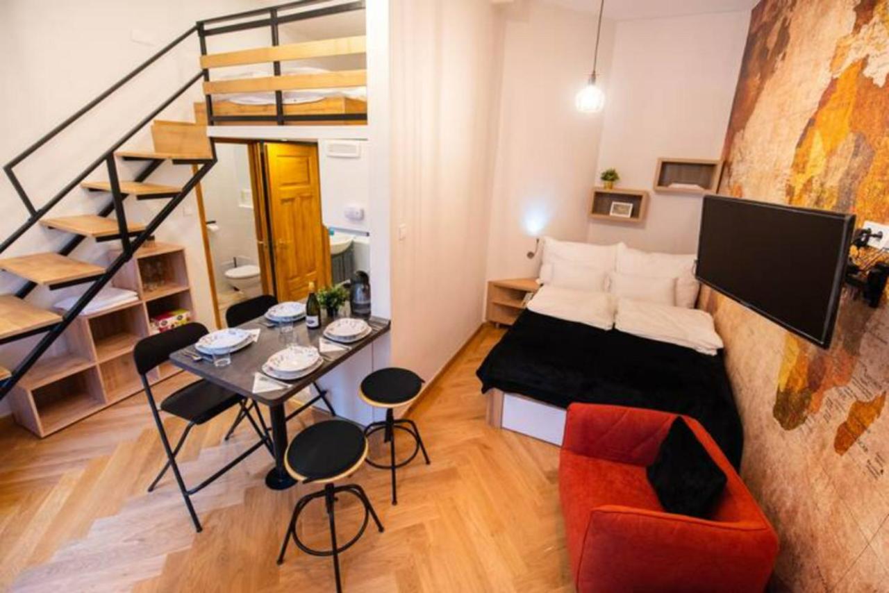 Apartment Chic Loft At Center With Ac